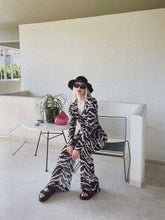 Load image into Gallery viewer, Zebra pants