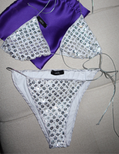 Load image into Gallery viewer, Fleur bikini top
